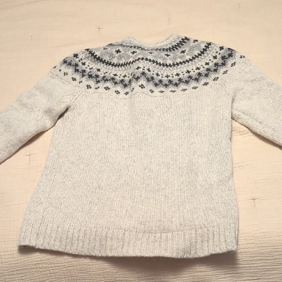 LL Bean Cozy Beige Patterned Sweater - Picture 5 of 10